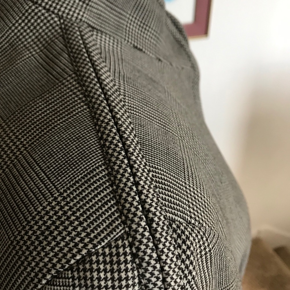 Jacket - Picture 5 of 5